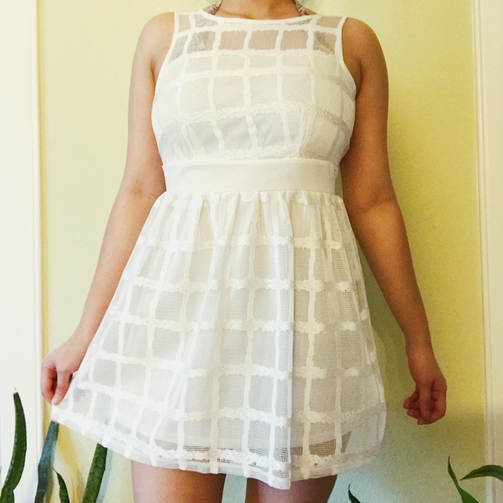 White Lace Dress (S)
